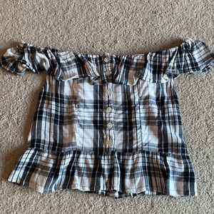 American Eagle off the shoulder plaid crop top